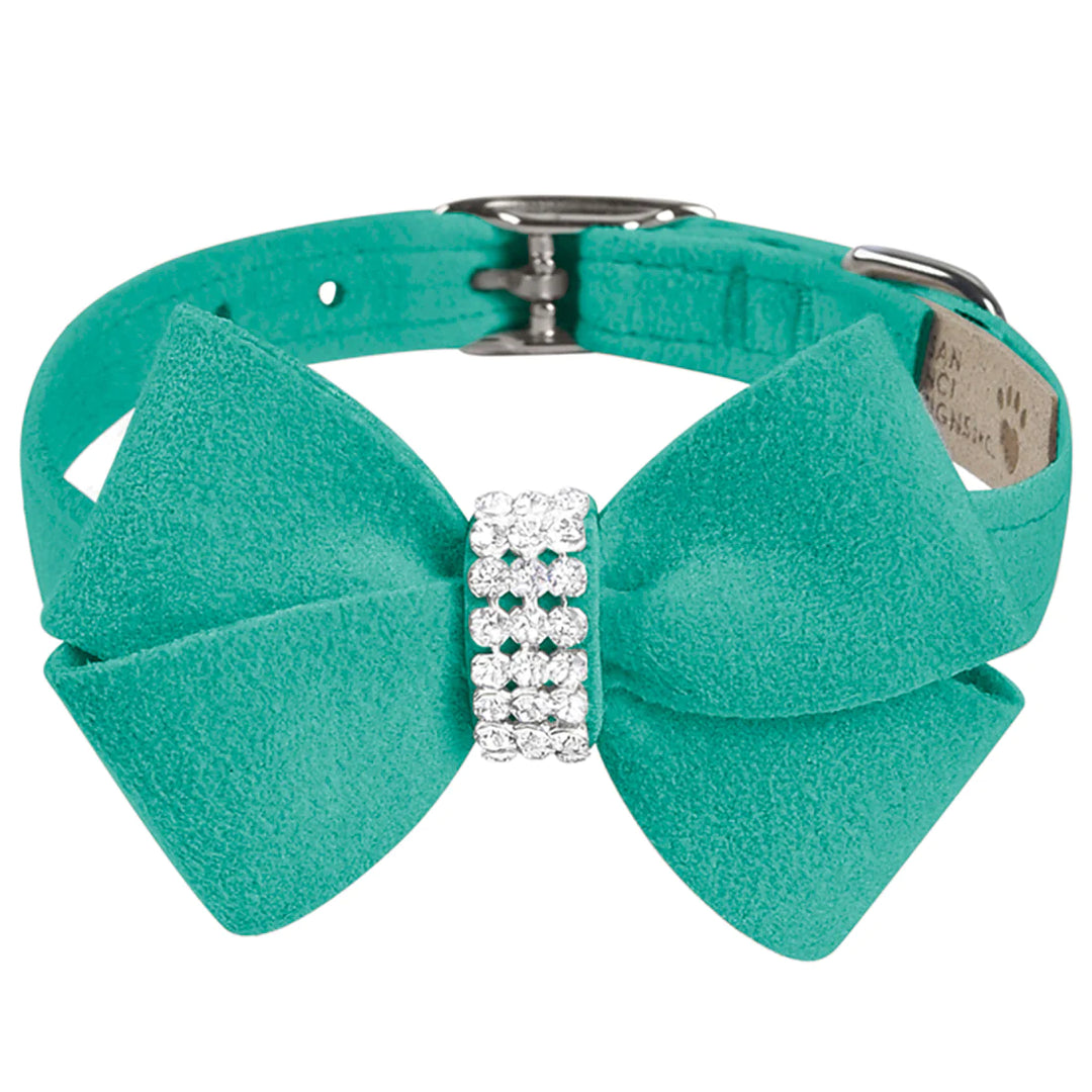 Nouveau Bow Collar-