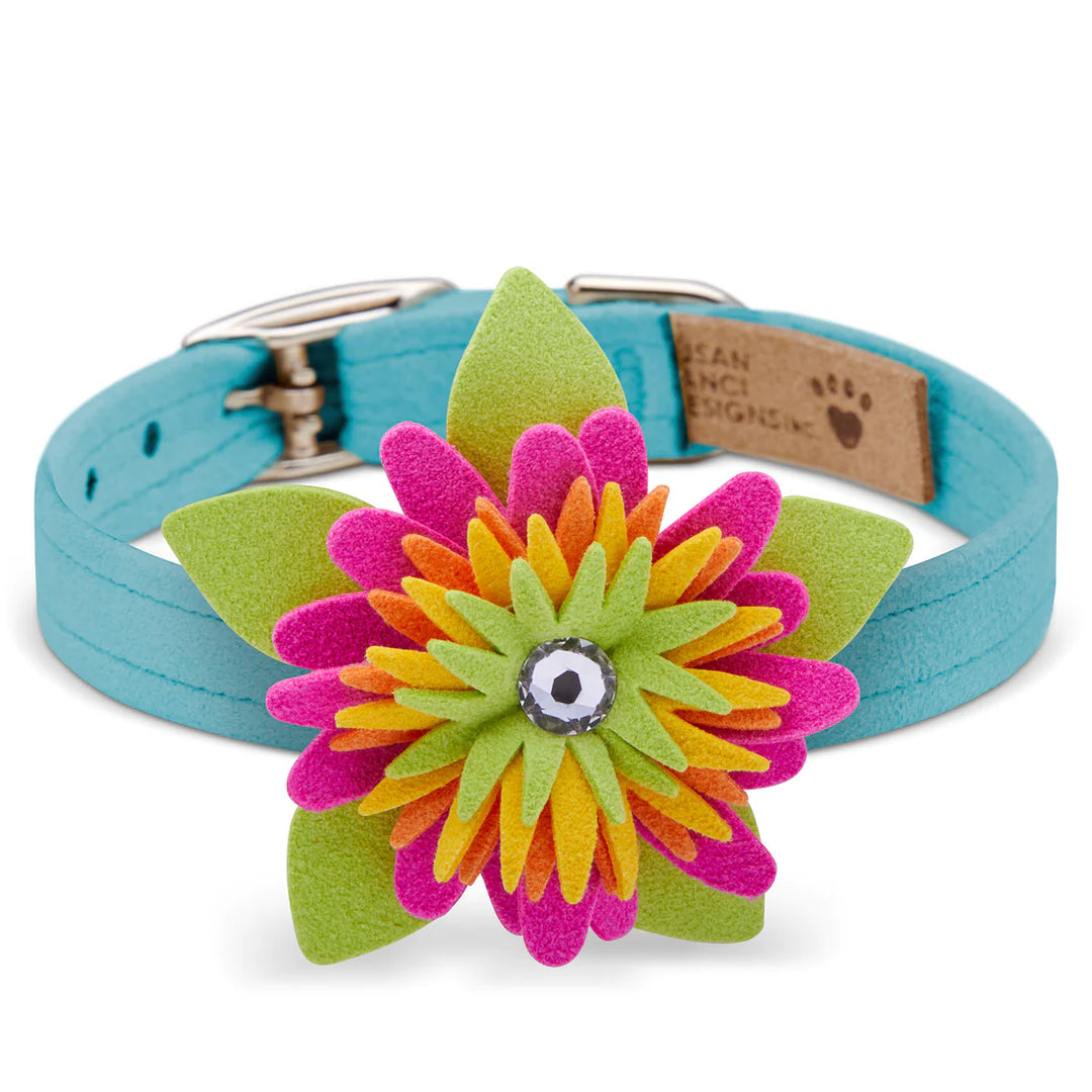 Island Flower Collar-